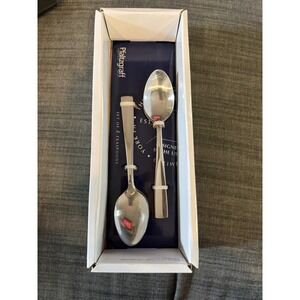 New in box Pfaltzgraff Teaspoons set Of 8
